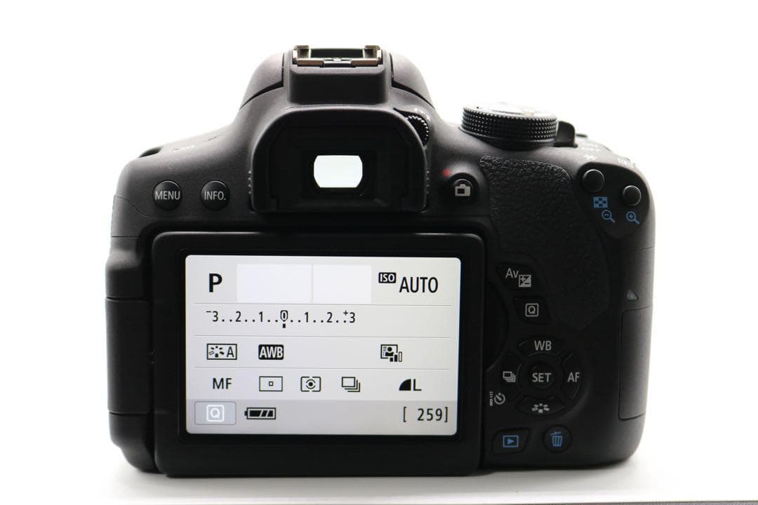 超美品 【Canon EOS Kiss X8i ダブルレンズ】 Wi-Fi搭載