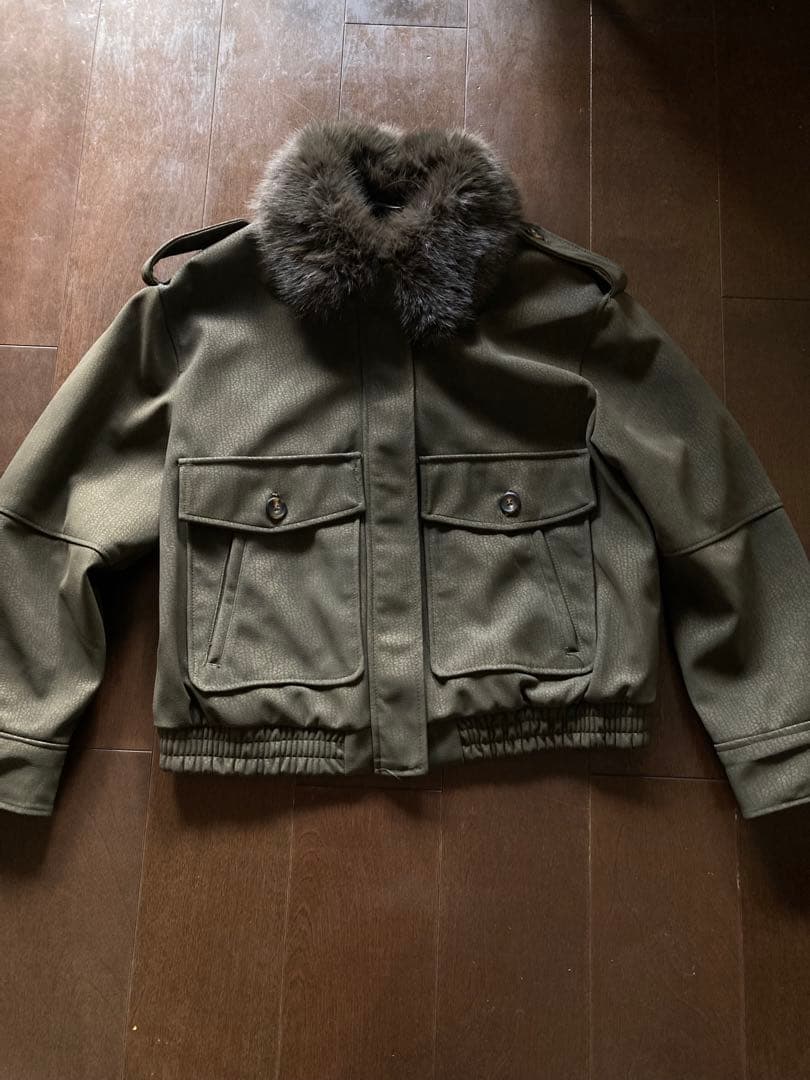 ASK 様ZARA カーキ　デタッチャブルカラー　スエード風JKファー取り外し可