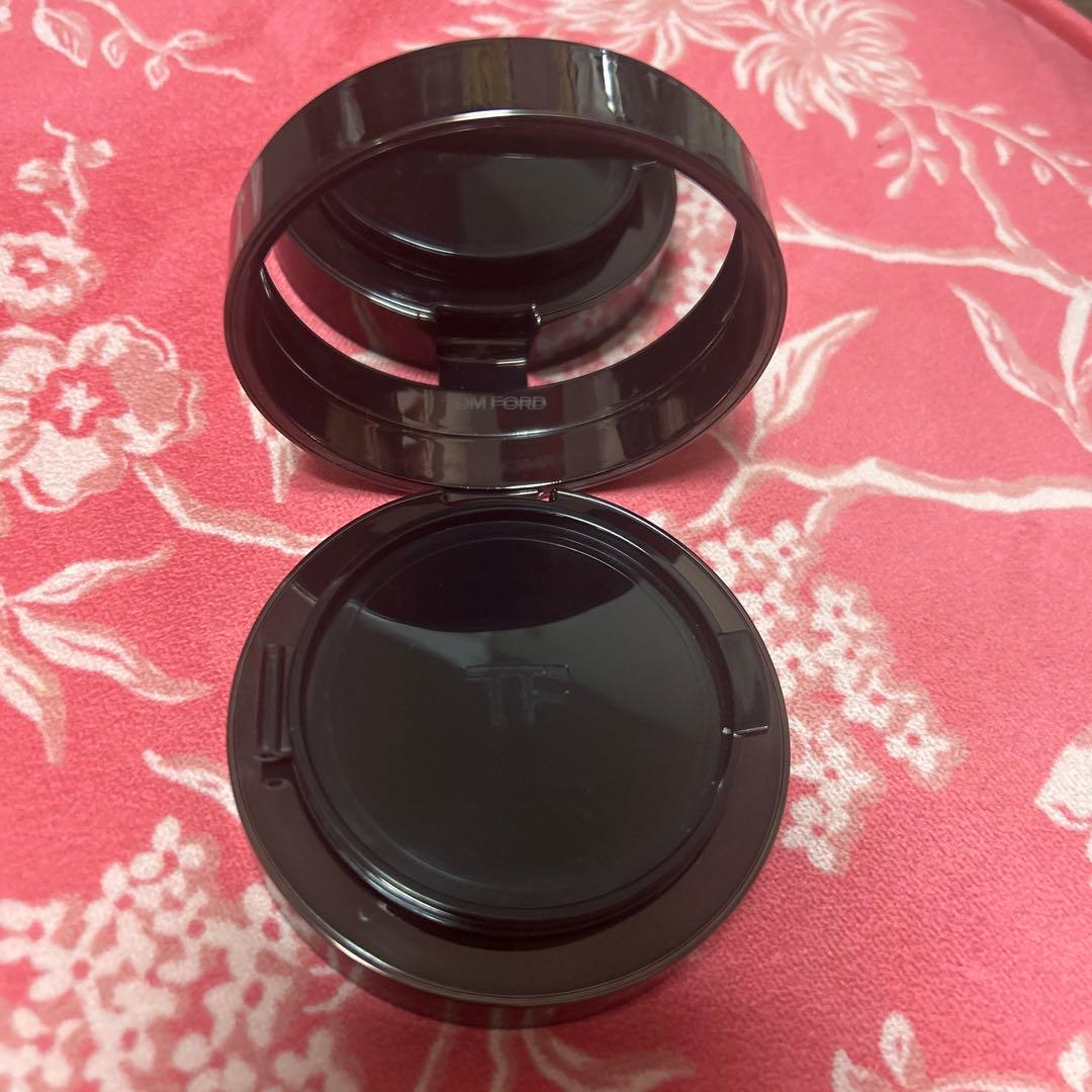 TOM FORD クッションファンデ　プライマーセット