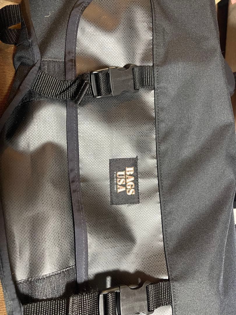 BAGS USA メッセンジャーバッグ ブラック美品USA製