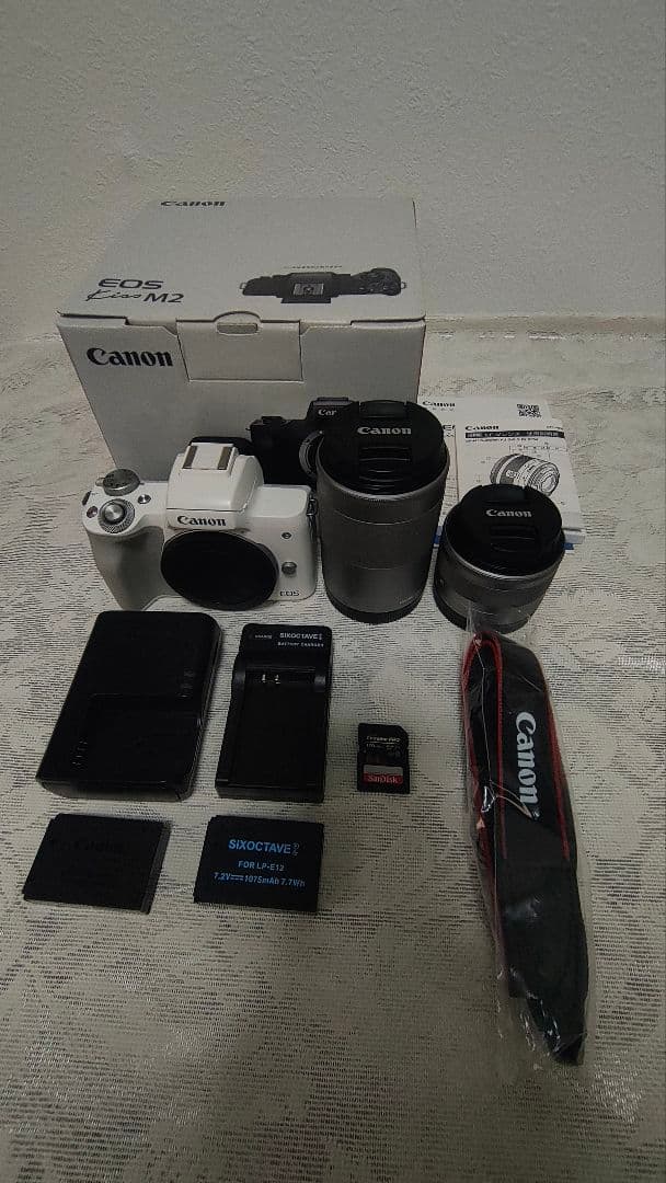 【最終値引き】Canon EOS kiss M2ダブルズームキット