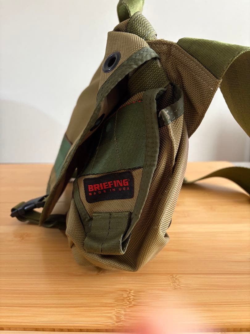 BRIEFING ブリーフィング　ランス2 　メッセンジャーバッグ　グリーン