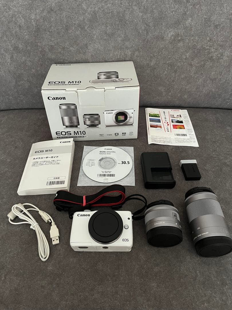 ［Canon］EOS M10 ダブルズームキット　ホワイト
