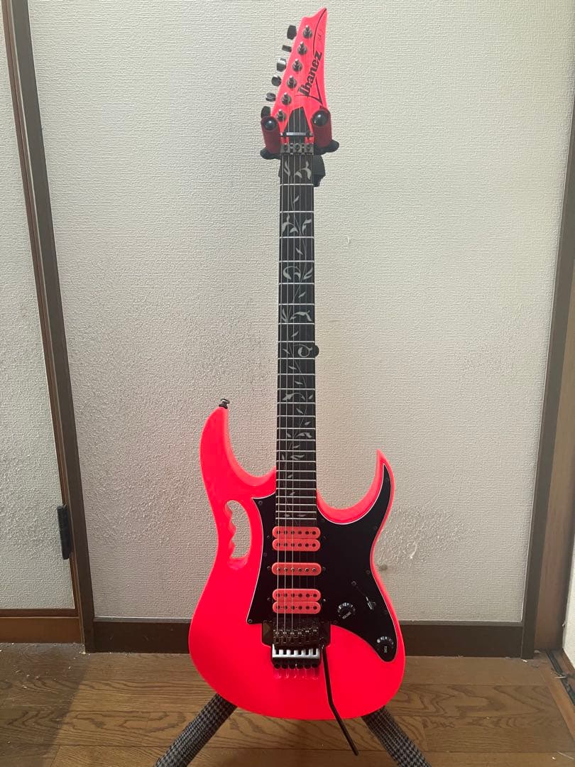 Ibanez/JEMJRSP-PK スティーヴ・ヴァイ