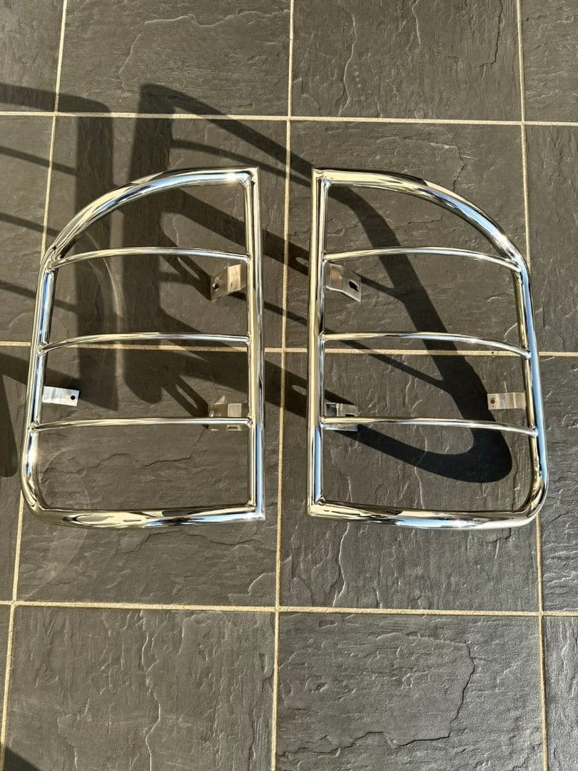 06〜08y ホンダ リッジライン テールランプ テールライト ガード