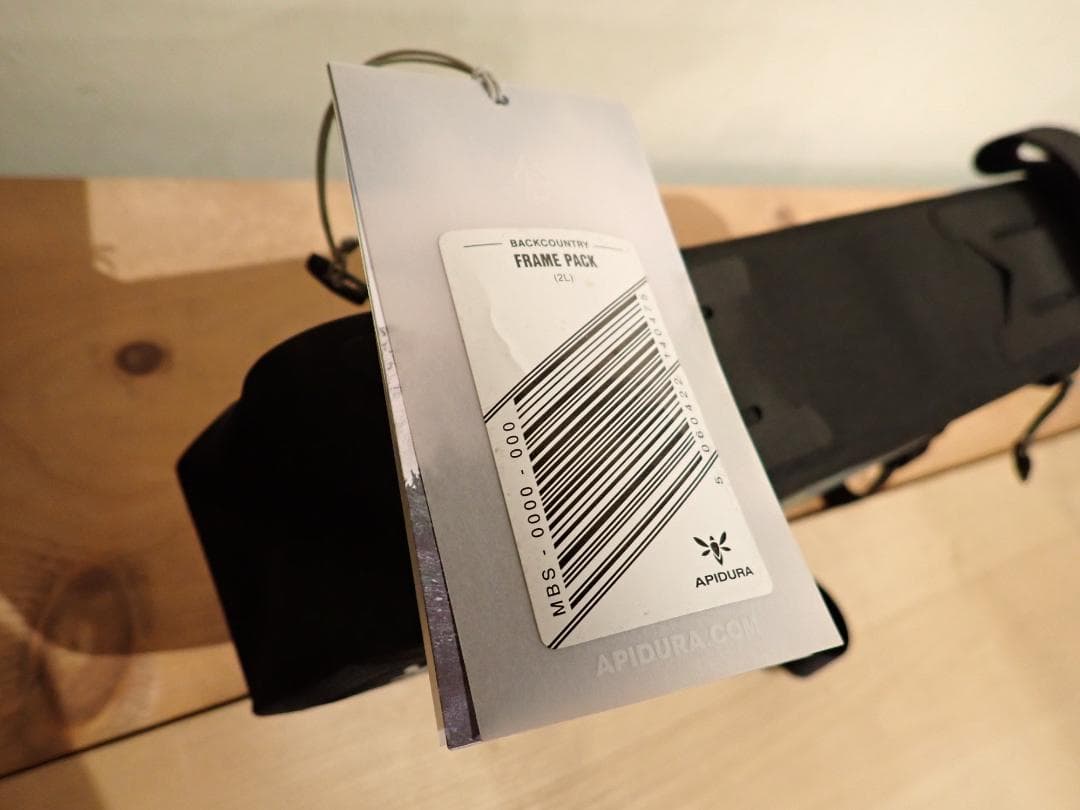 APIDURA バックカントリーフレームバッグ　2L