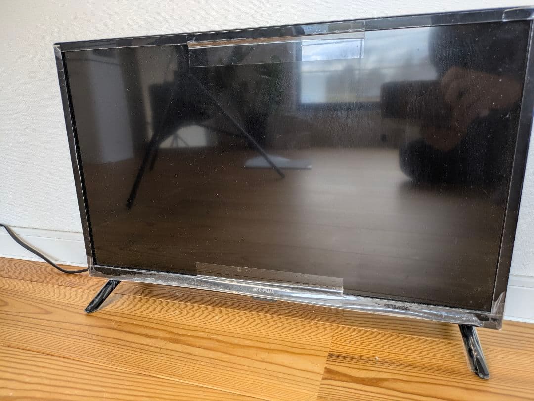 IRIS OHYAMA 24WB10 ハイビジョン液晶テレビ　(140)