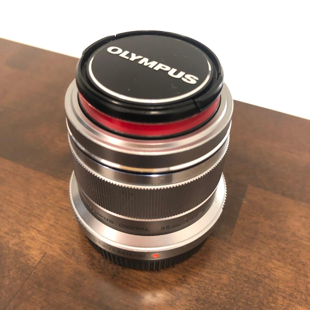 OLYMPUS 45mm F1.8 レンズ