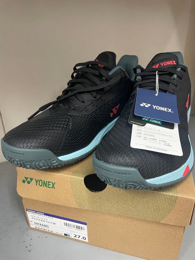 ヨネックス 新品　テニスシューズ パワークッションアドアクセルワイド