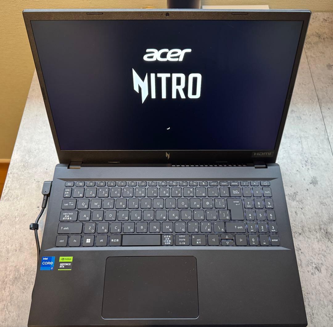 美品Acer Nitro v15 ノート保証付き