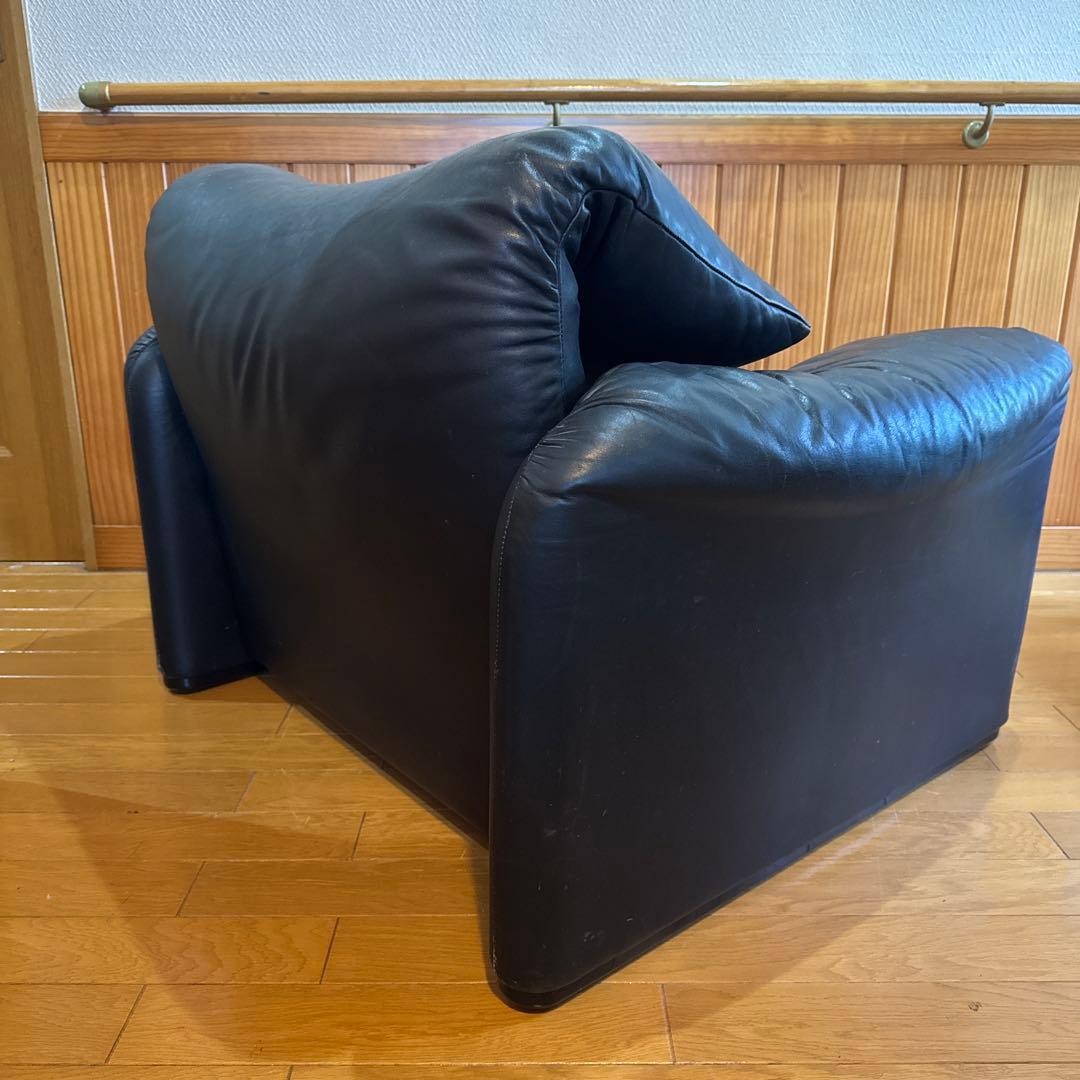 ぼ*ん様 カッシーナ マラルンガ 本革 一人掛けソファ