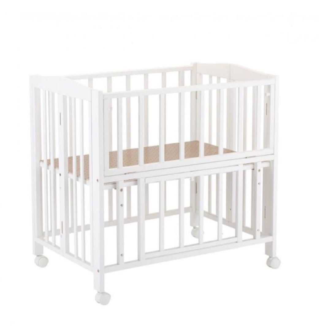 カトージ　折りたたみ　ベビーベッド　ホワイト　ミニサイズ