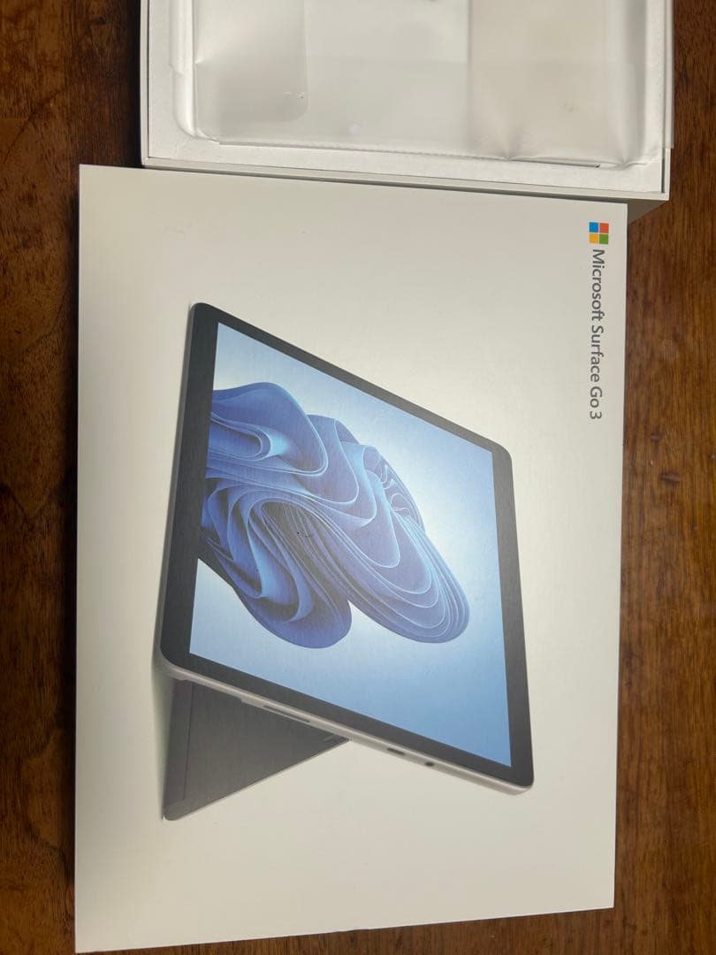 Microsoft Surface Go 3 本体 + キーボード付き