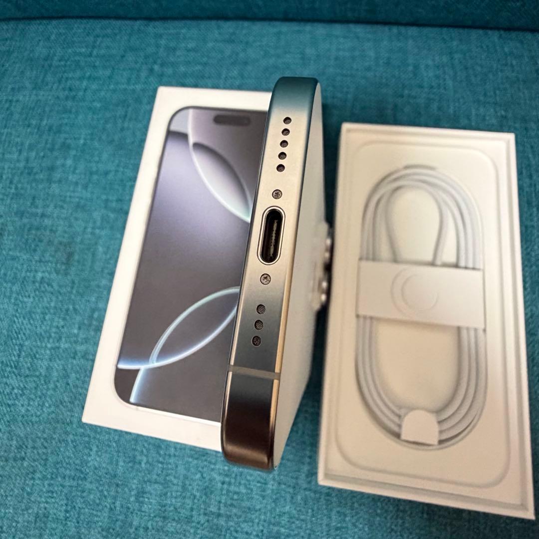 iPhone 16 Pro ホワイトチタニウム 256gb Sim free