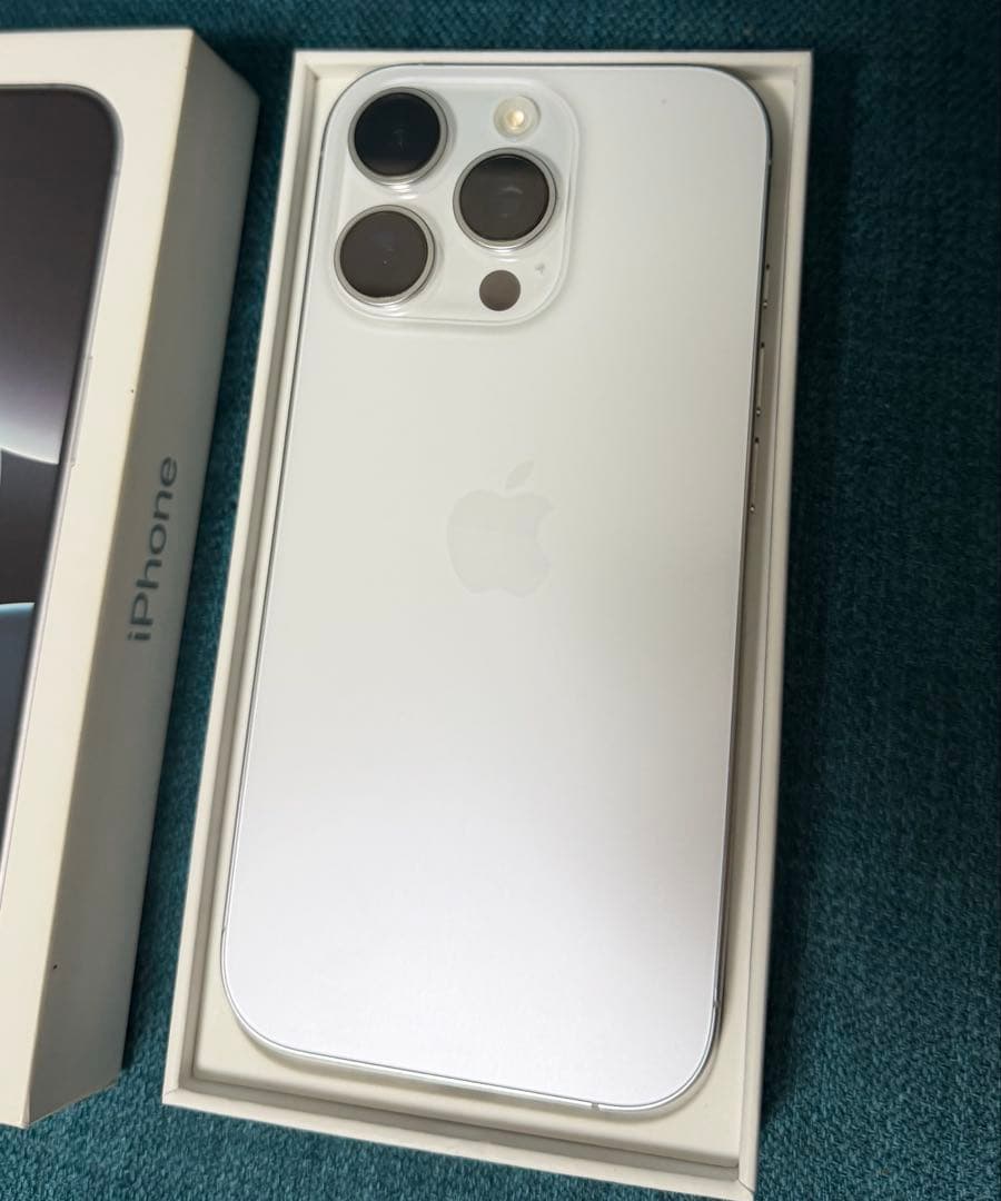 iPhone 16 Pro ホワイトチタニウム 256gb Sim free