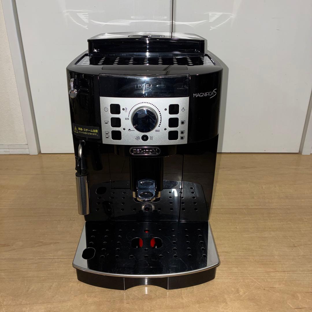 美品！デロンギ 全自動コーヒーマシン マグニフィカS ECAM22112B