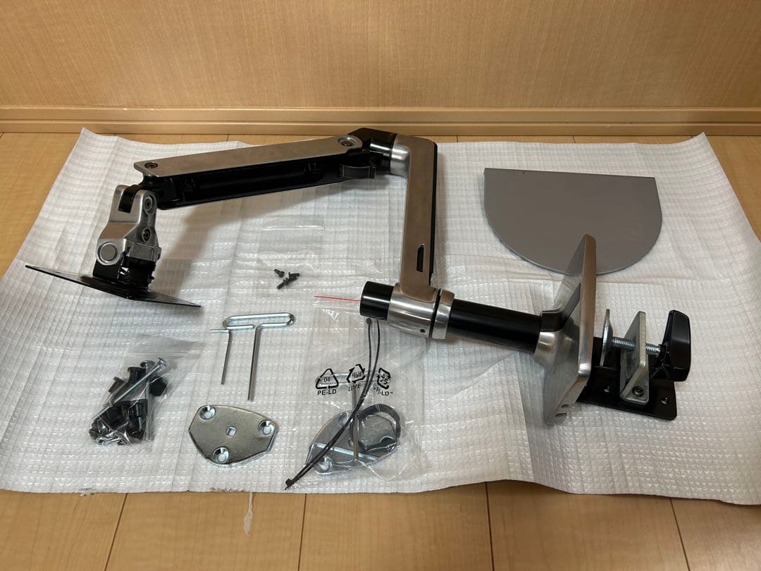 エルゴトロン LX デスク モニターアーム シルバー 45-241-026