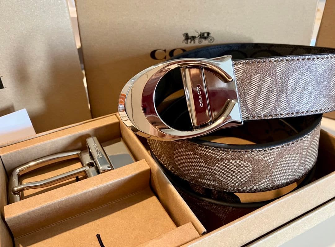 SALE♪コーチ新品リバーシブル　シグネチャーベルト　シルバーバックル　セット