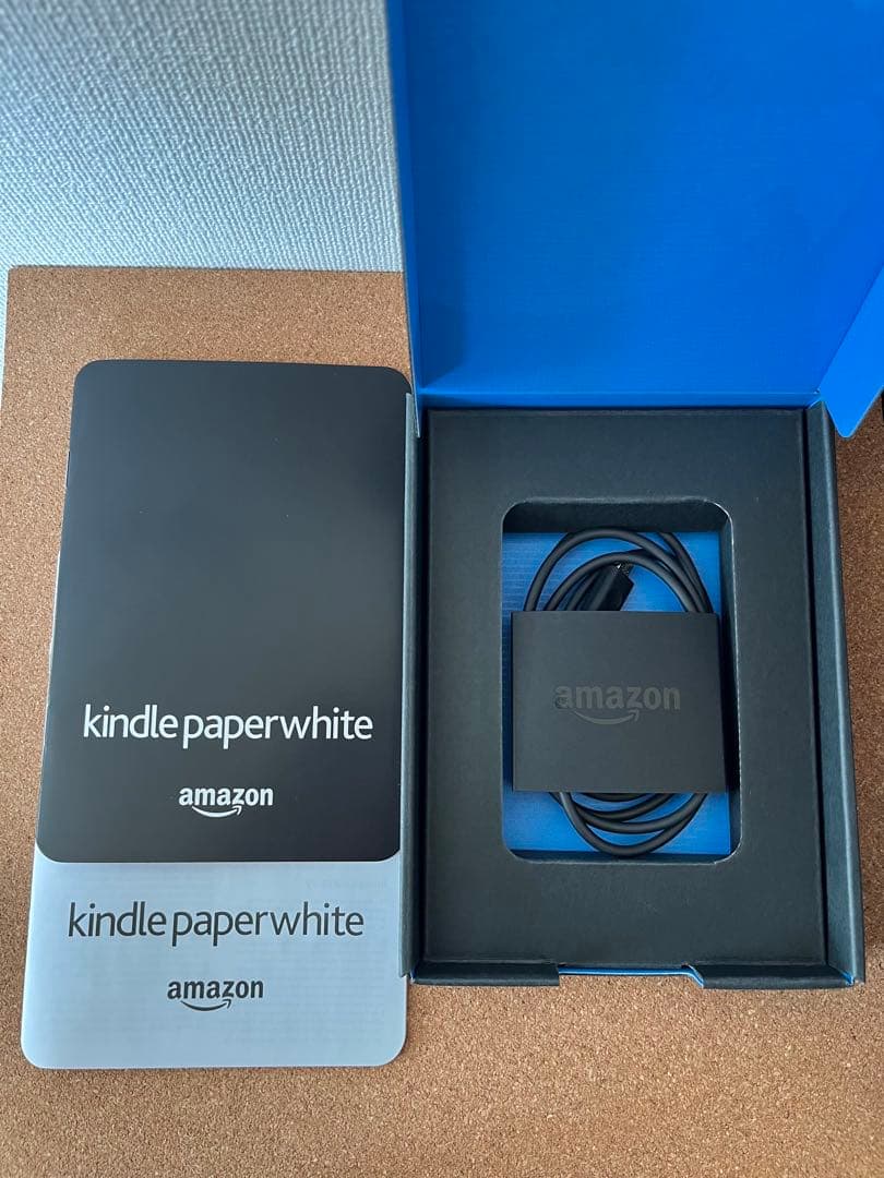 【美品】Kindle Paperwhite（マンガモデル・広告なし・第7世代）