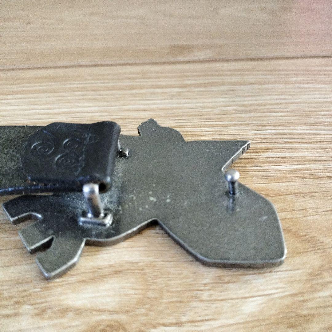 鳩バックル付き黒レザーベルト