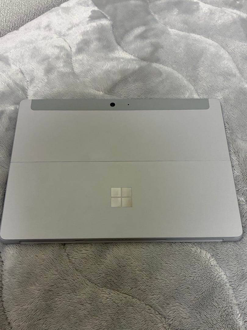 Windowsタブレット本体 Surface go 1824 8GB 128GB