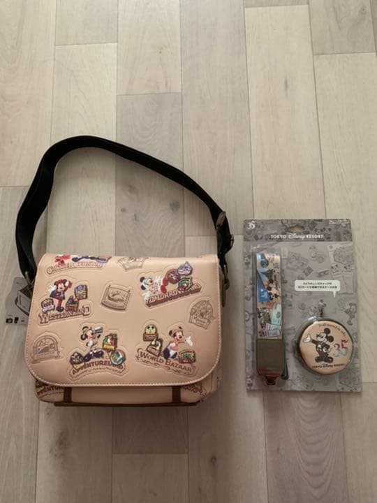ディズニー 35周年カメラバック&ストラップ