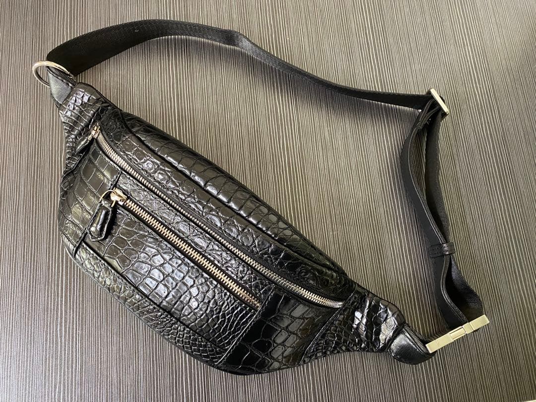クロコダイルボディバック　ウエストバック　ユニセックス