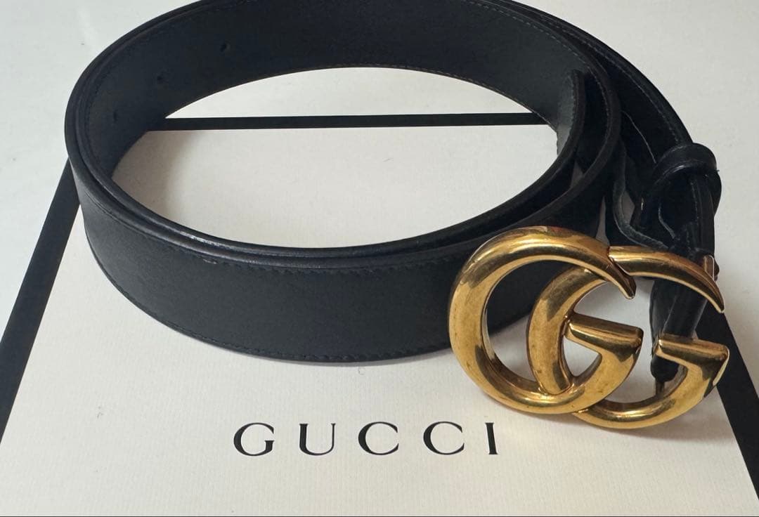 付属品有 GUCCI ブラックレザー ベルト GGロゴ ゴールド
