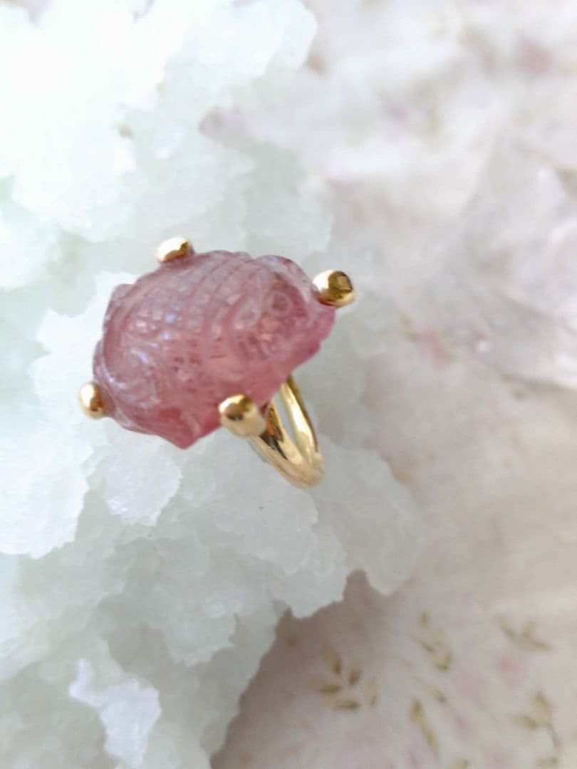 みんにょ☆ボンマジック☆ピンクトルマリン☆鯛？彫刻リングk18