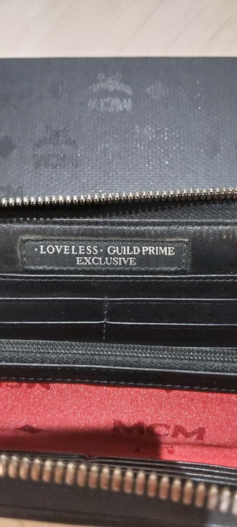 MCM スタッズレザー長財布