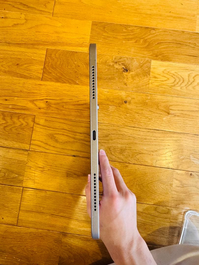 iPad Air M3 11インチ　クリアケース付