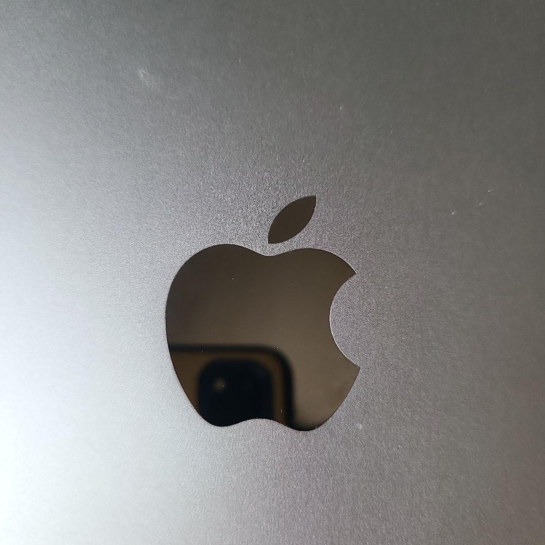 Apple iPad Pro 12.9インチ シルバー512GB (第六世代)