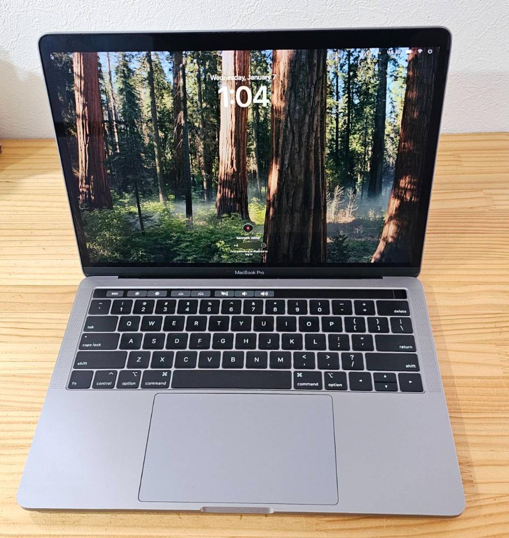 Apple MacBook Pro スペースグレー 2019 13インチ