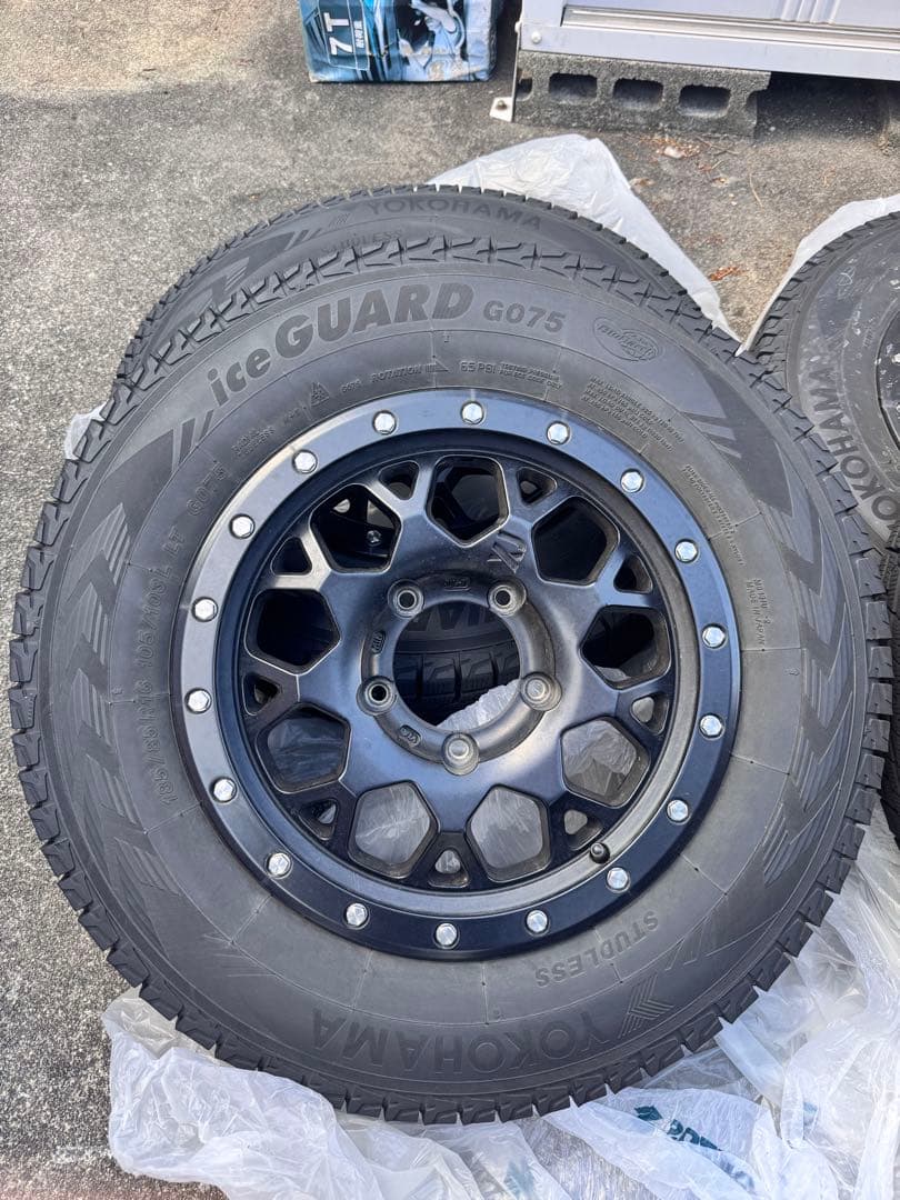 ジムニー　185/85R/16 LT GO75 YOKOHAMA　アイスガード