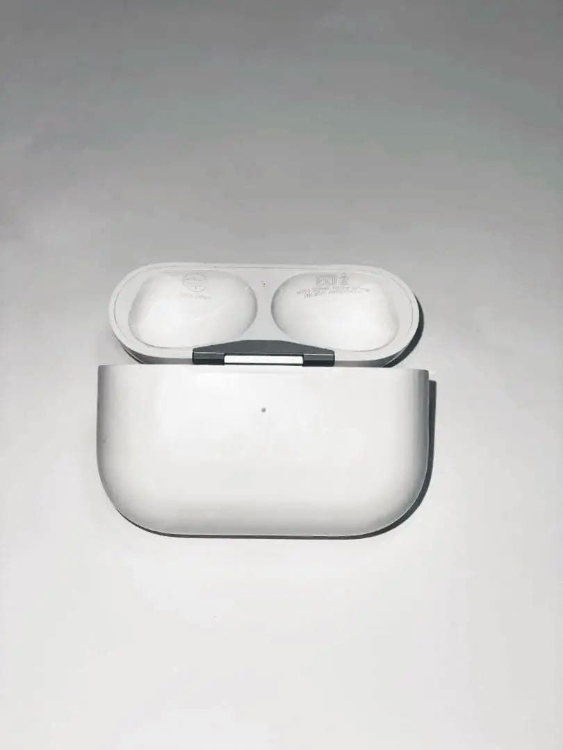 【正規品】AirPods Pro2本体ケースのみ ホワイト