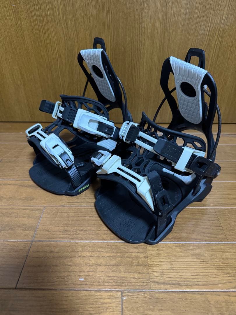 スノーボード FLOW MICRON YOUTH S