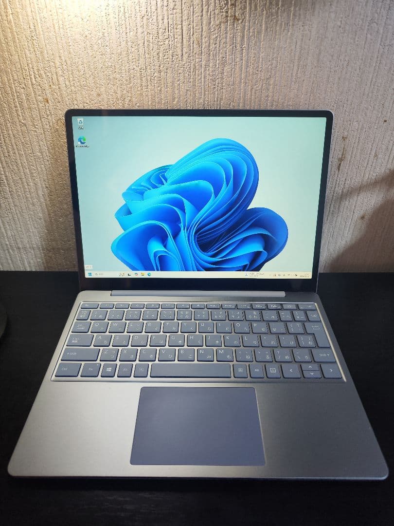 Microsoft Surface Laptop Go 第1世代