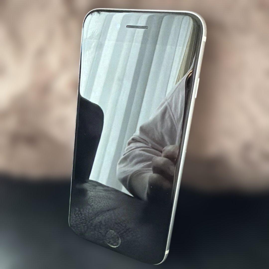 【本日お値下げ】iPhoneSE 第2世代 128GB ホワイト SIMフリー