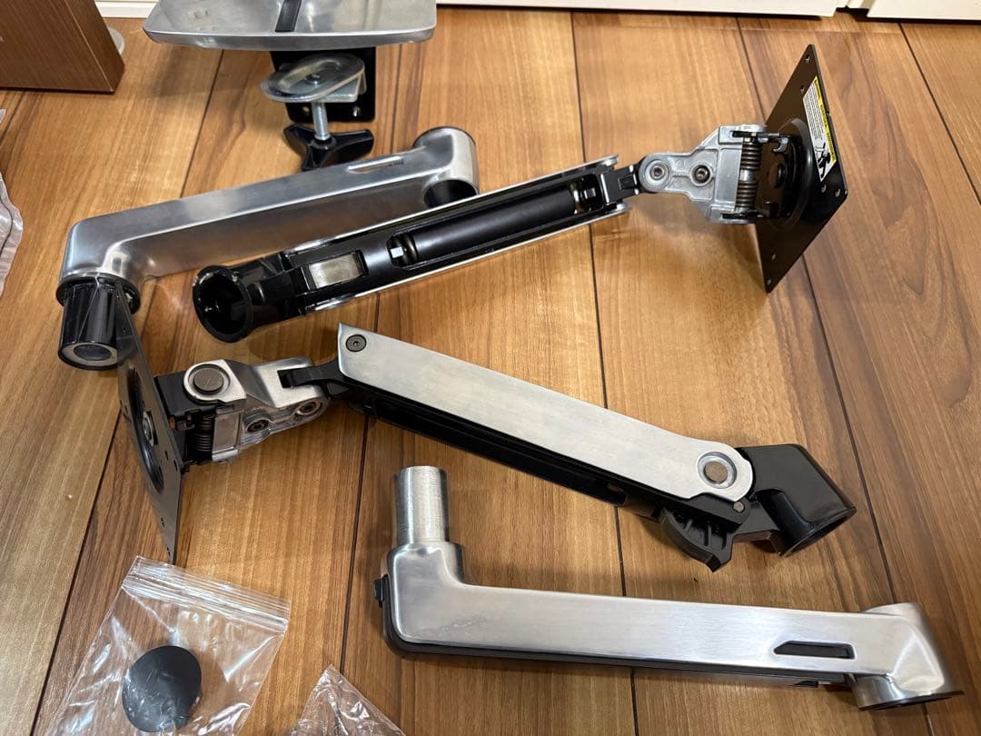 エルゴトロン LXデュアル デスク マウント アーム スタッキング (アルミ