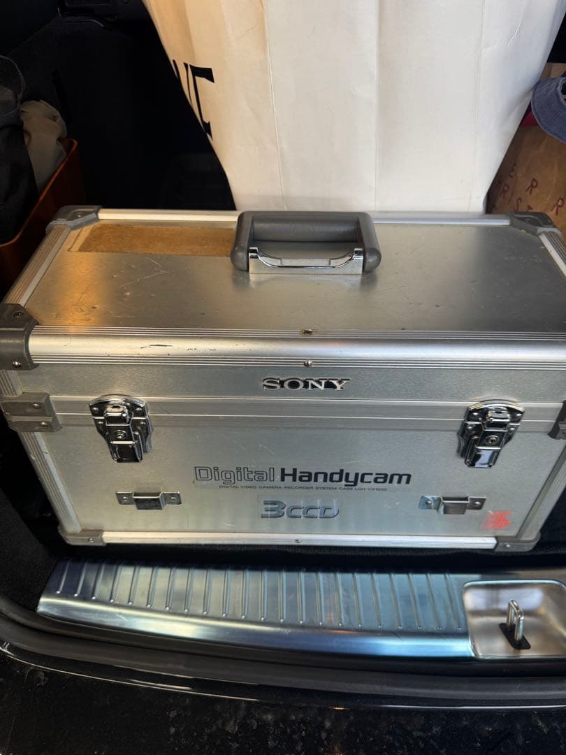 【完動品】SONY DCR-VX1000 ⭐︎ワイコン、テレコン、ケース付き！