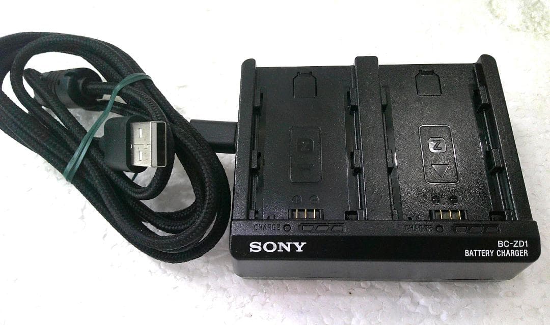 ★美品 SONY ソニー カメラ用 バッテリーチャージャー 充電器 BC-ZD1
