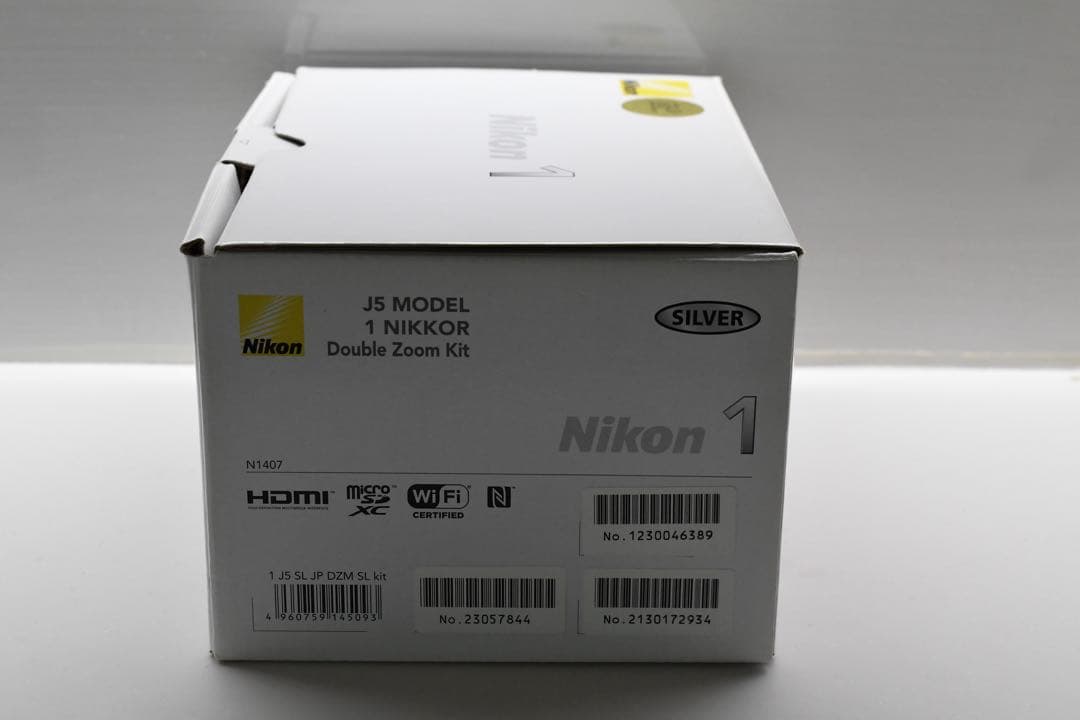 Nikon1 j5 ダブルレンズキット