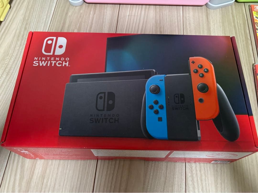 2024年購入Nintendo Switch 本体 青/赤 Joy-Con