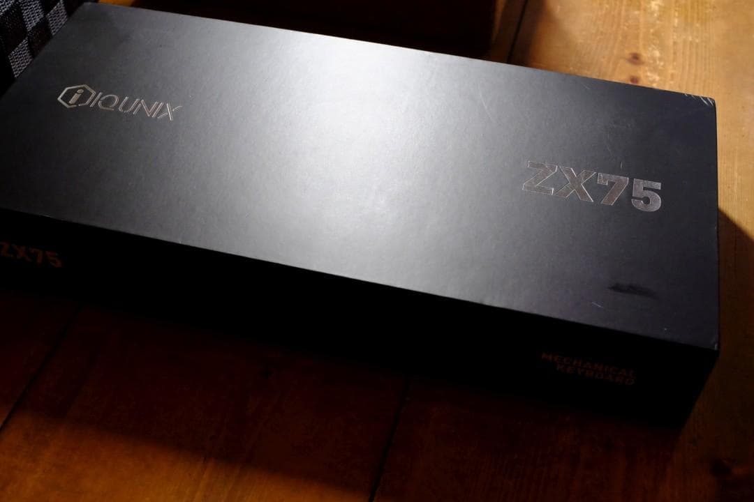 IQUNIX ZX75 GravityWave Goldpink軸 タイムセール