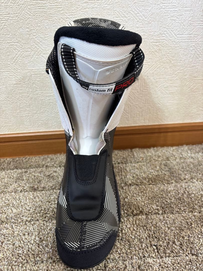 けん SALOMON サロモン FALCON XR CS JP 22.5