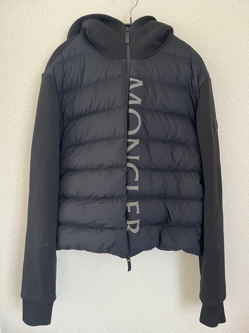⭐︎MONCLER ブラックダウンパーカー⭐︎