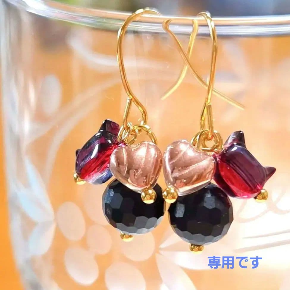 専用です☆猫さんとチェコビーズとオニキスのピアス　他13品