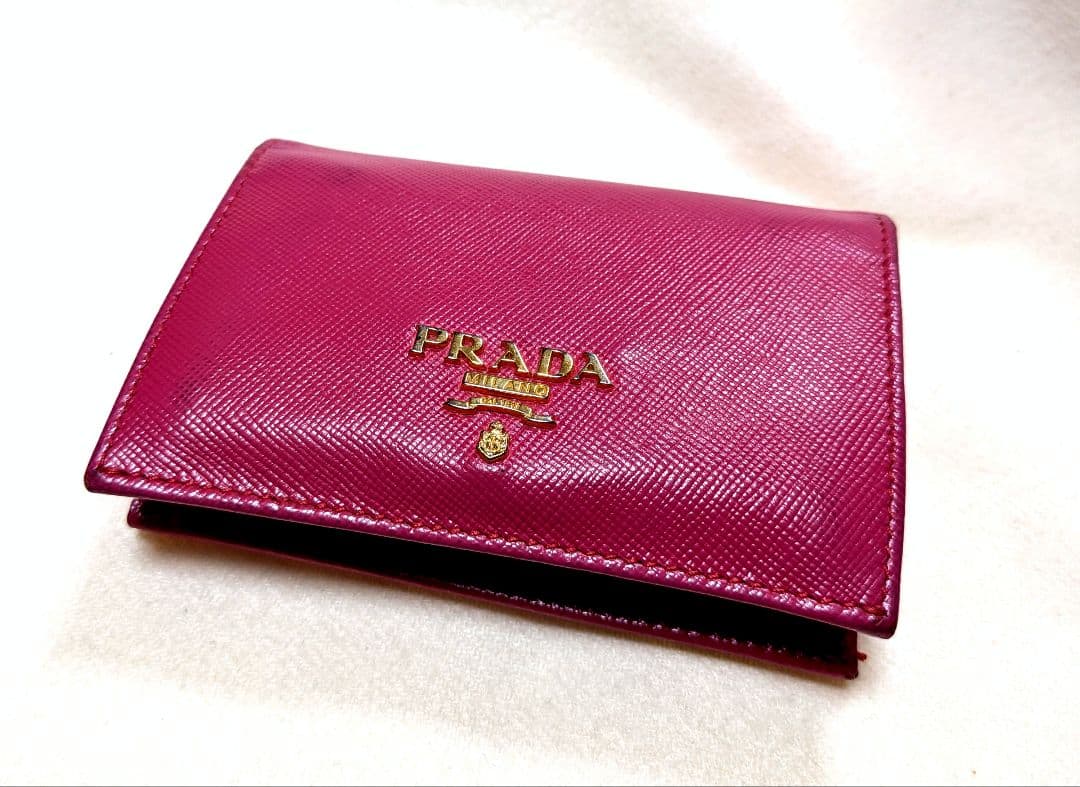【美品】PRADA ピンク レザー 名刺・カードケース