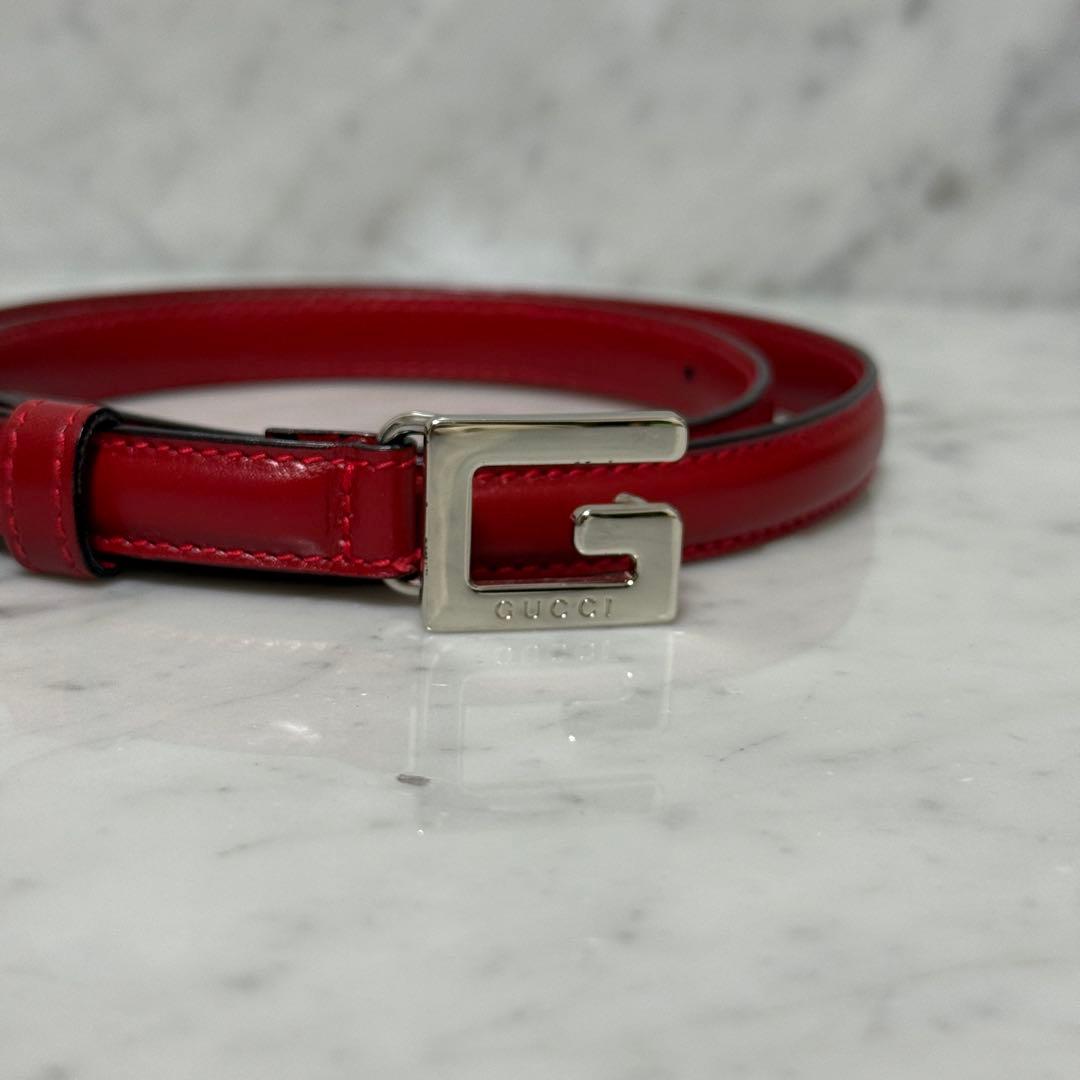美品 GUCCI グッチ ベルト 細ベルト レッド 赤 G ロゴ 銀 シンプル