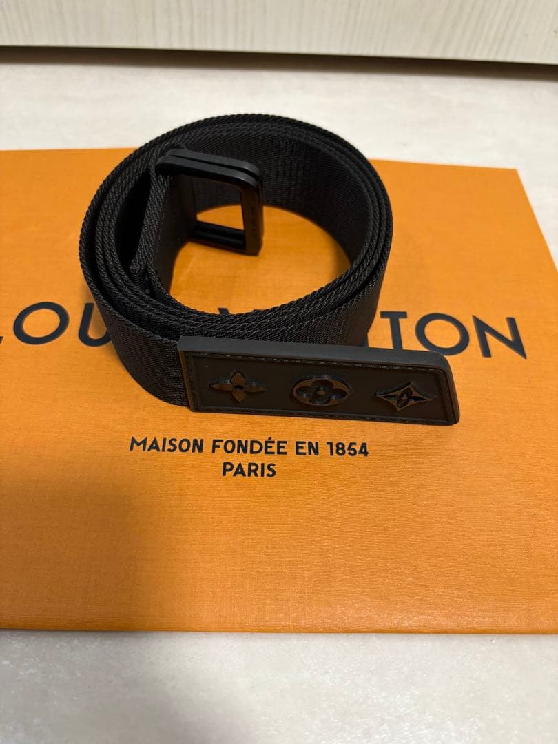 ヴィトン　国内正規品　ベルト　スケーター　35MM